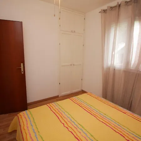 Apartment Miljenko Tomic Splitska